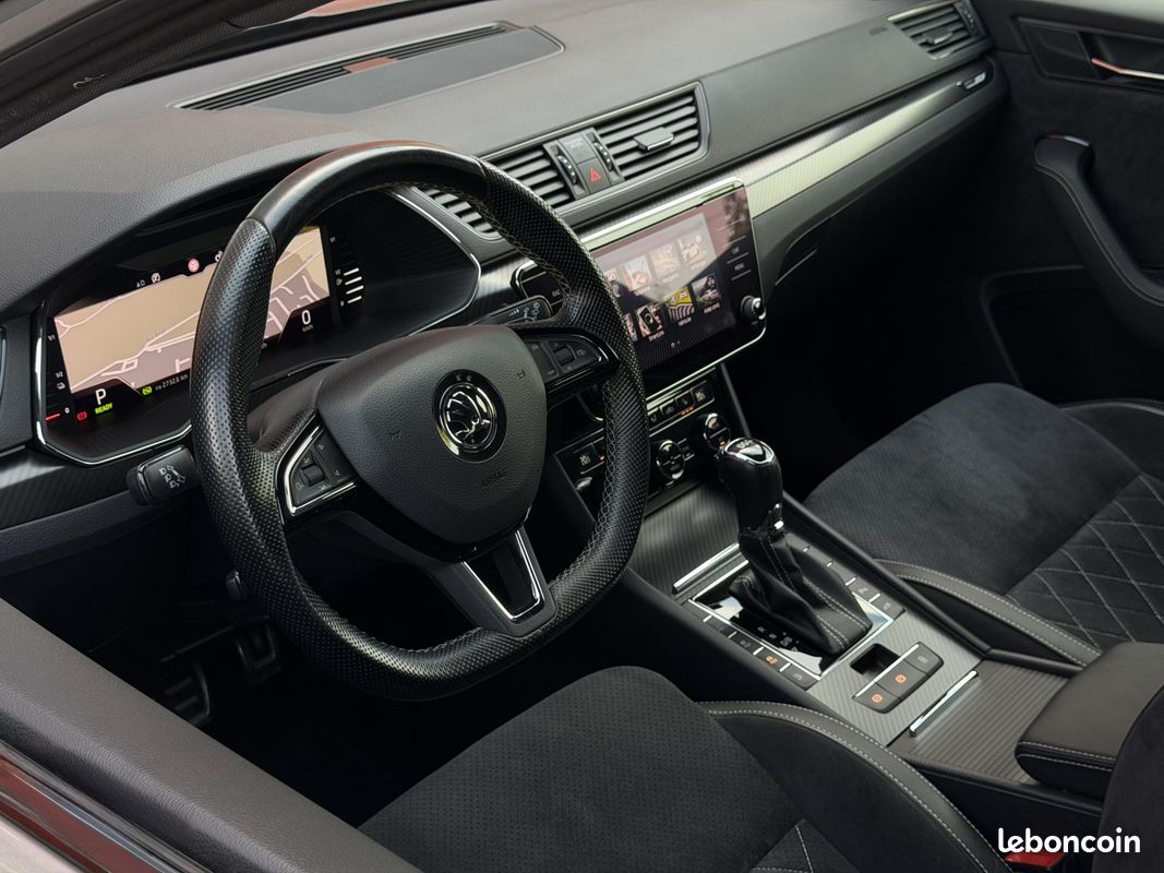 SKODA SUPERB Sportline TSI PHEV Hyrbide recharg 218 DSG 1ère Main Attelage Caméra Kessy GPS (image 6)