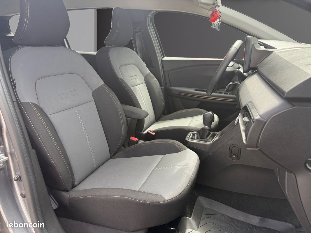 DACIA JOGGER 1.6 HYBRID 140 EXTREME + BA 140Ch Garantie 12 mois (image 9)