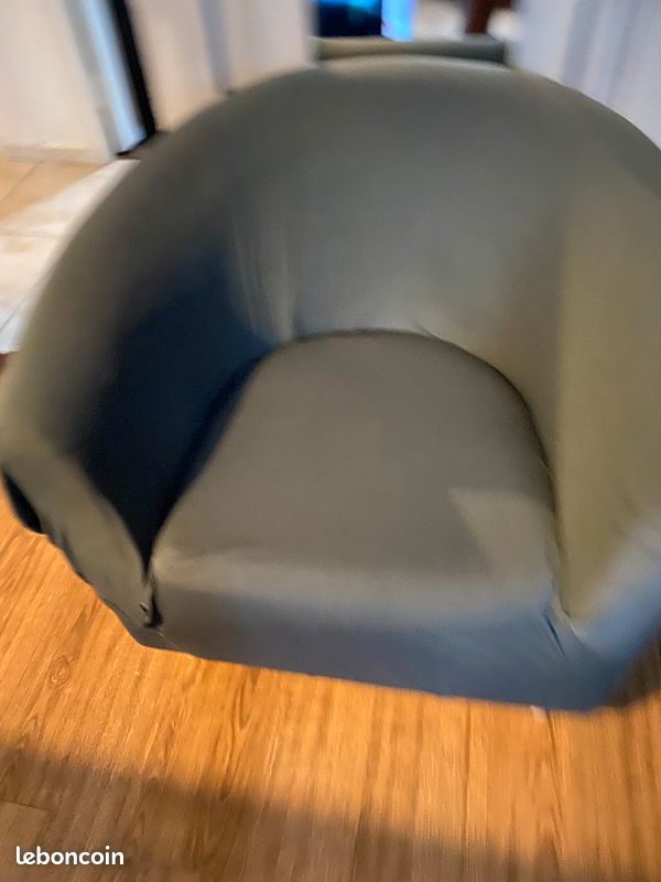 Urgent Fauteuil en bonne état (image 1)