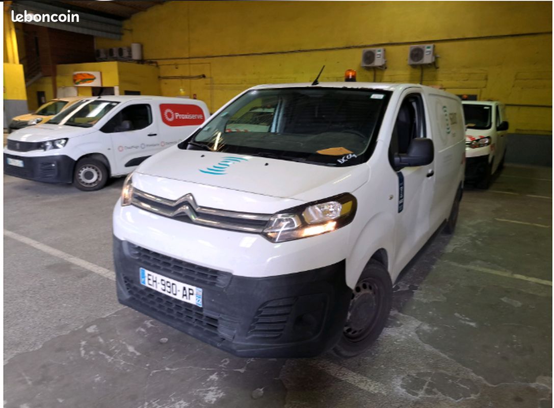 Citroën Jumpy CITROEN JUMPY M BLUEHDI 95 BVM5 TVA+ATTELAGE GAR 12 MOIS (image 1)