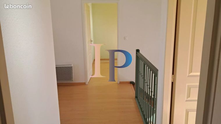 https://img.leboncoin.fr/api/v1/lbcpb1/images/78/98/0d/78980de8c236820a93d71725eaa578ddc50b60ef.jpg?rule=ad-image