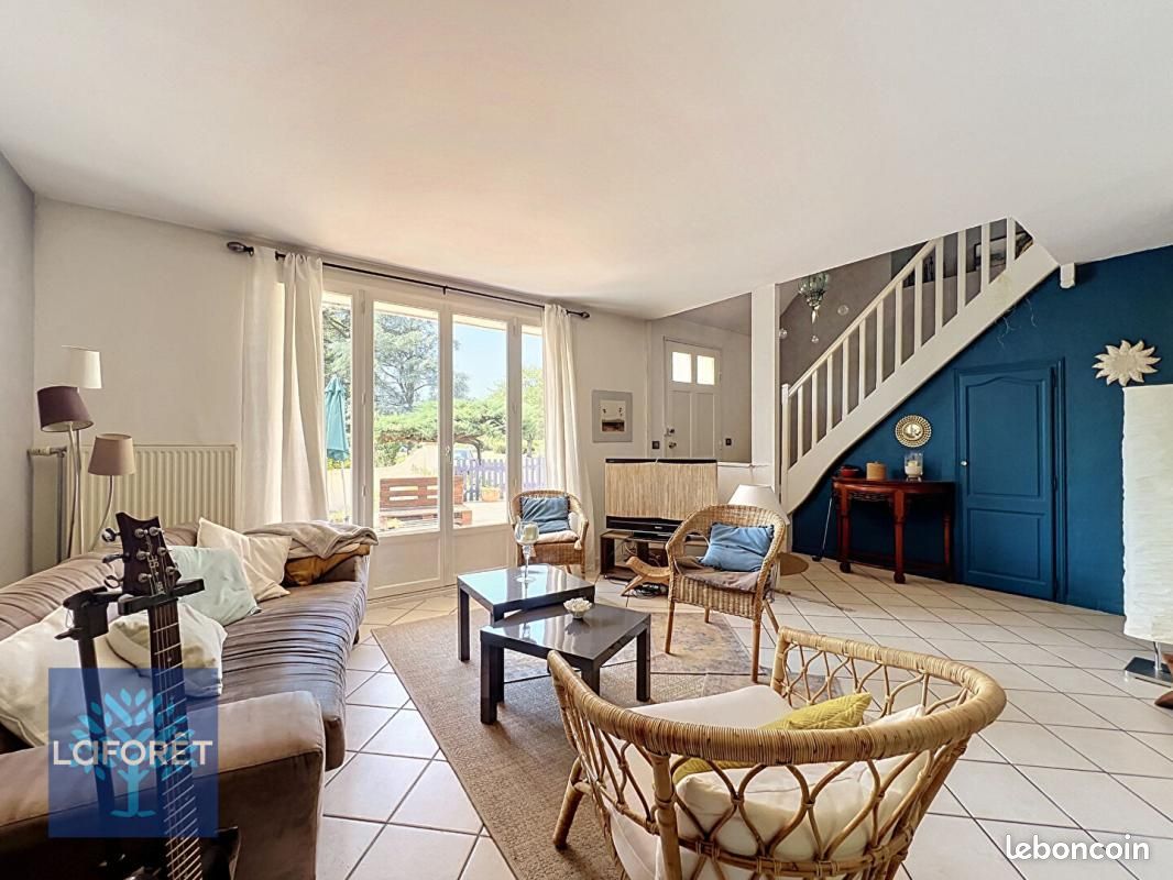 Maison 6 pièces 120 m² · à Mennecy · 120 m² · 345 000 €