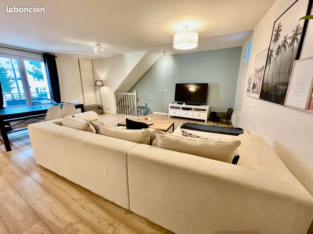 Appartement 3 pièces 100 m² · à Puteaux · 100 m² · 1 890 €/mois