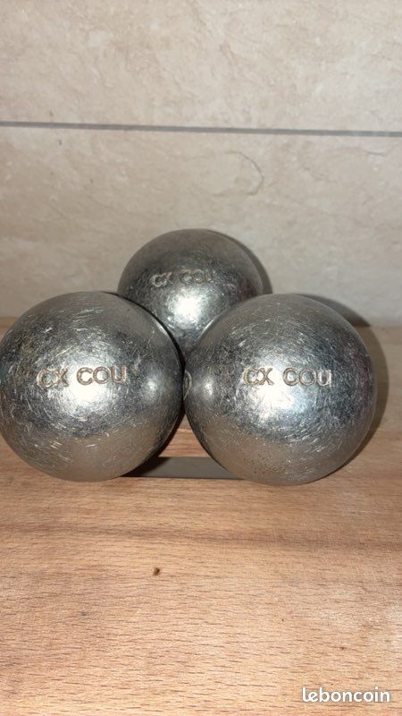 Boules de pétanque OBUT – Très bon état – 60 - Sport & Plein air