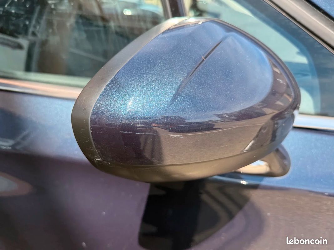 CITROEN C4 C4 VTi 120 Confort / RADAR AR / REGULATEUR (image 35)