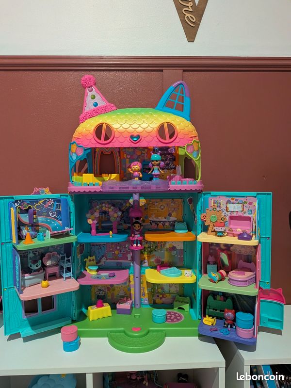 Gabby Et La Maison Magique - Coffret Fête Dans Le Jardin - 3 Figurines + 18 Accessoires - Jeu De Maison De Poupée