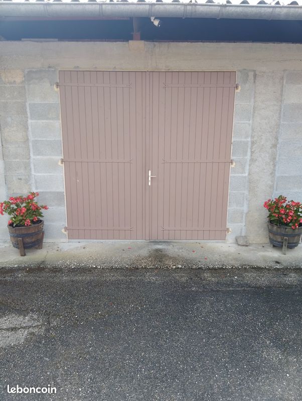 Garage à louer · à Novalaise · 200 €