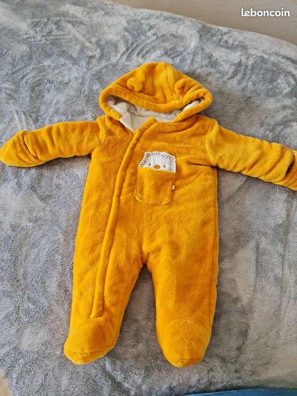 Combinaison bebe garcon 6 mois (image 1)