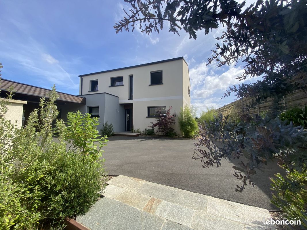Maison 6 pièces 135 m² · à Minihy-Tréguier · 135 m² · 385 000 €