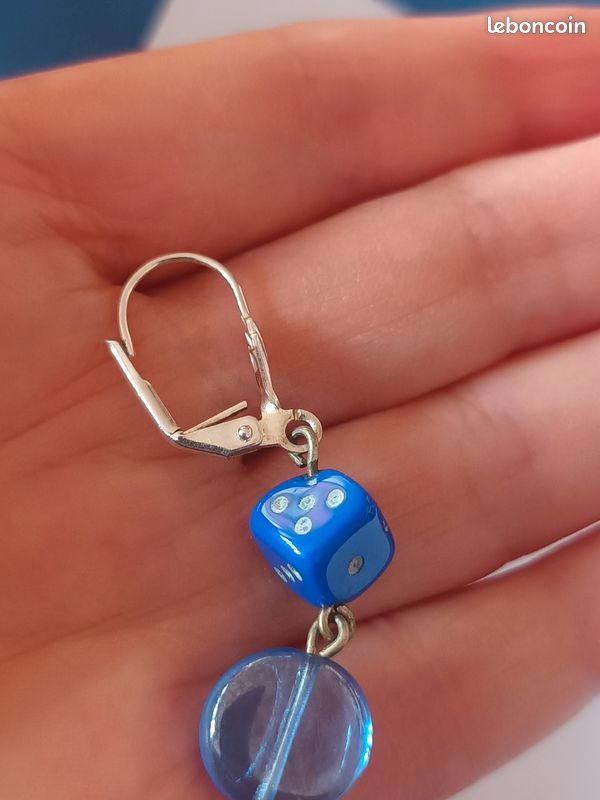 3 sublimes paires de boucles d'oreilles percées (image 6)