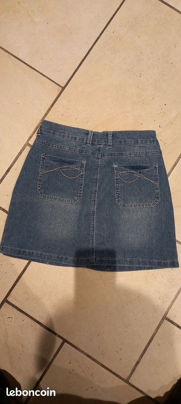 🦋🦋 mini jupes en jeans taille S irreprochable 🦋🦋 (image 4)