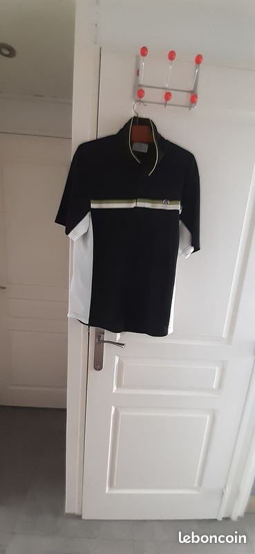 Tee-shirt portée une fois homme couleur noir blanc vert marque Sergio tacchini taille L .......20euros (image 11)