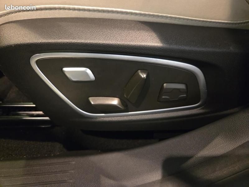 Renault Espace 1.2 E-Tech full hybrid 200ch Iconic 7 places - 24 (image 21)