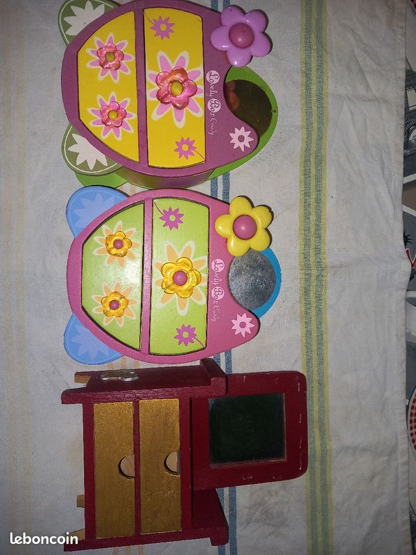 Petit rangement pour coiffeuse (image 1)