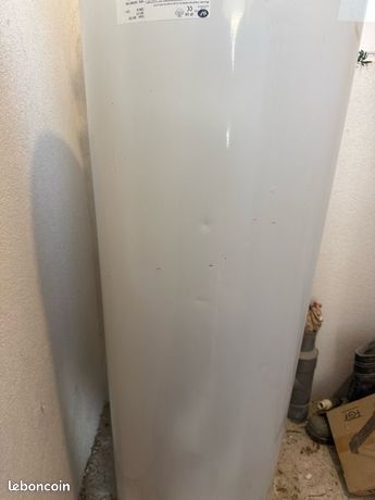 Chauffe-eau électrique Equation 200L Vertical - D'occasion