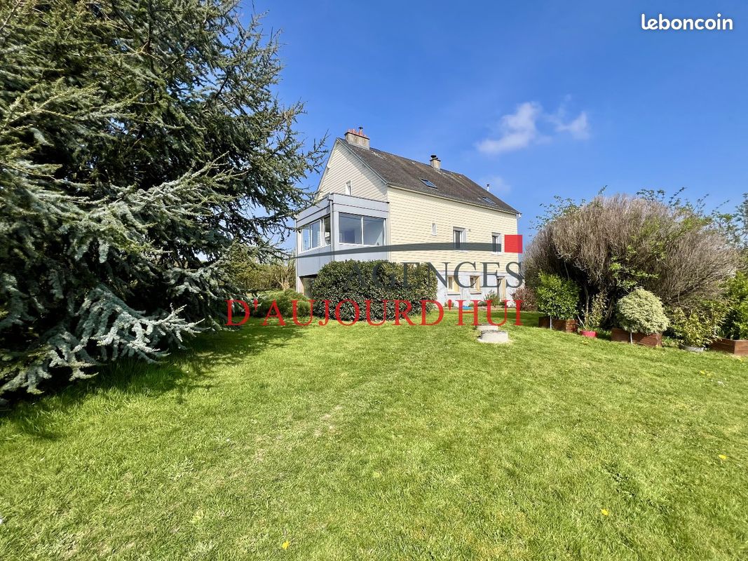 Maison 10 pièces 205 m² · à Villers-Bocage · 205 m² · 335 000 €