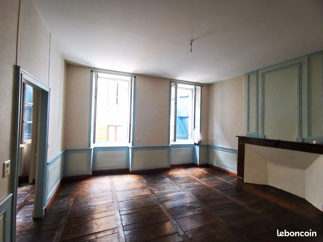 Appartement 2 pièces 48 m² · à Figeac · 48 m² · 450 €/mois