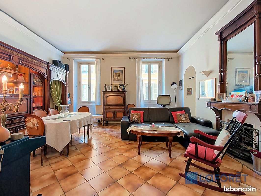 Appartement 4 pièces 99 m² · à Nice · 99 m² · 690 000 €