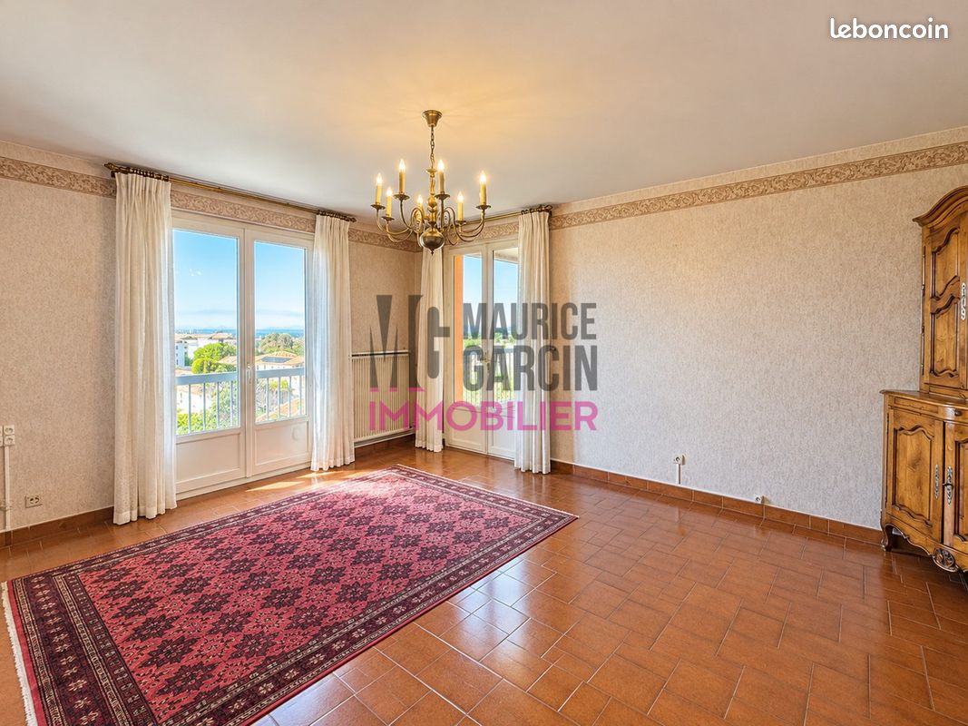 Appartement 3 pièces 82 m² · à Carpentras · 82 m² · 164 000 €