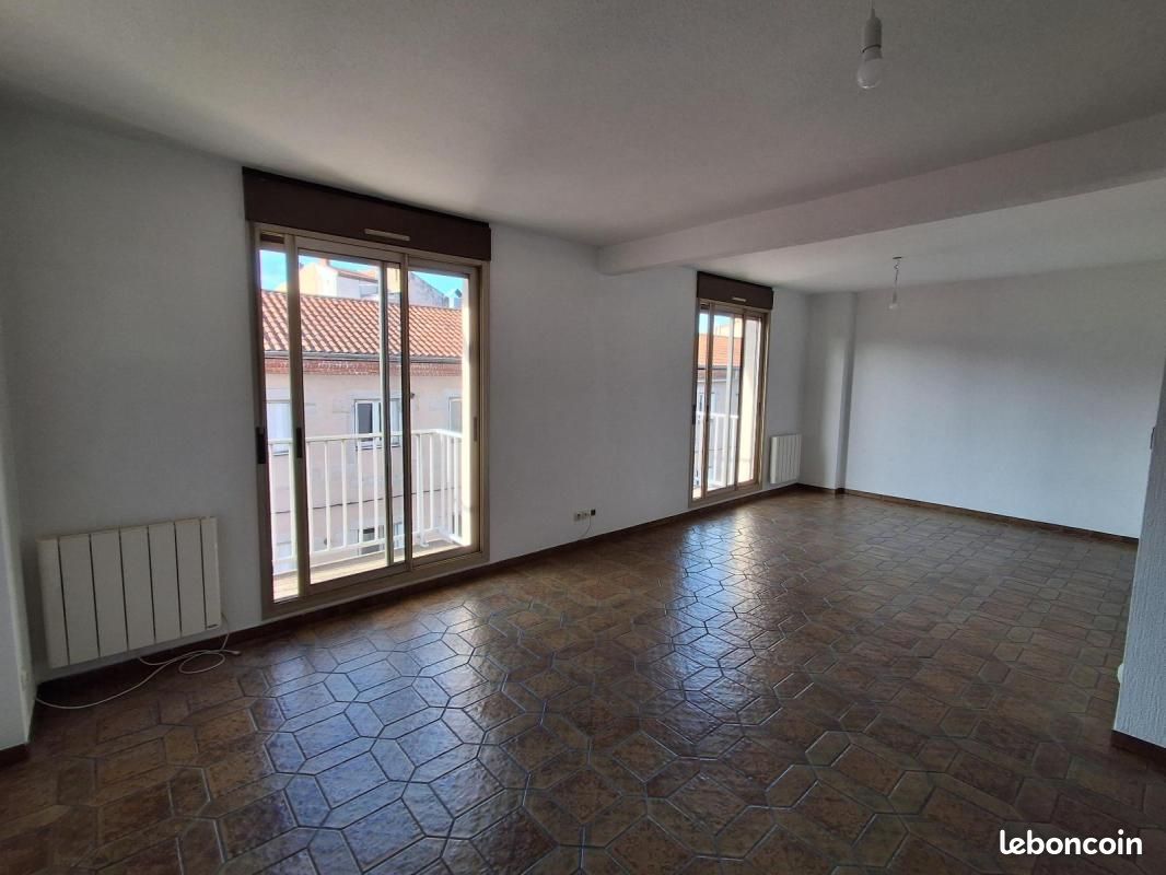 Appartement 3 pièces 92 m² · à Saint-Chamond · 92 m² · 690 €/mois
