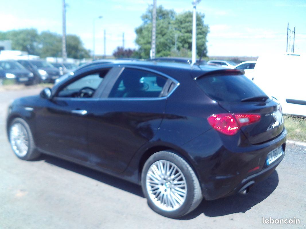 Giulietta 1.6 JTDM 105 Distinctive (image 4)