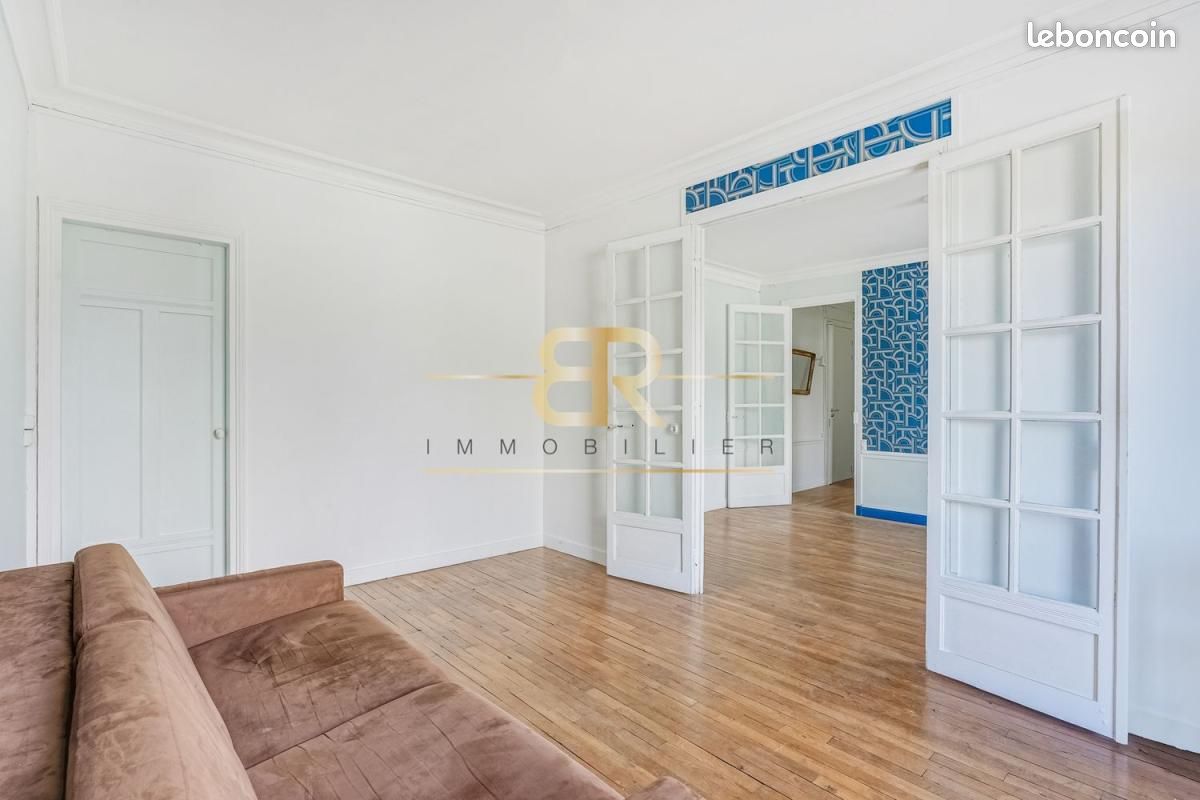 Appartement 2 pièces 44 m² · à Paris · 44 m² · 585 000 €