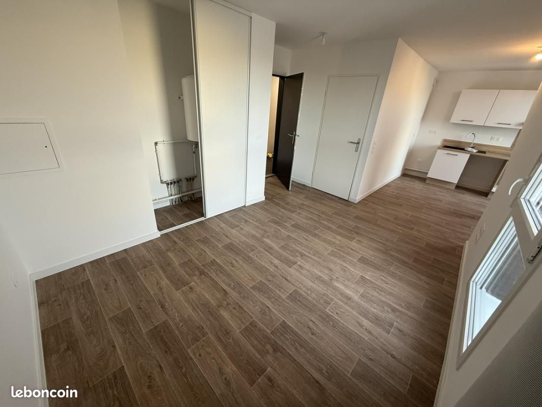 Appartement 1 pièce 28 m² · à Reims · 28 m² · 454 €