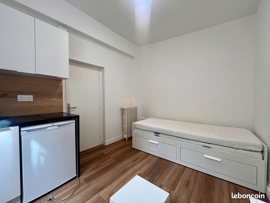 Appartement 1 pièce 15 m² · à Poitiers · 15 m² · 440 €