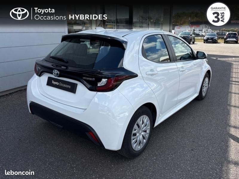 Toyota Yaris 116h Dynamic 5p MY22 (image 18)