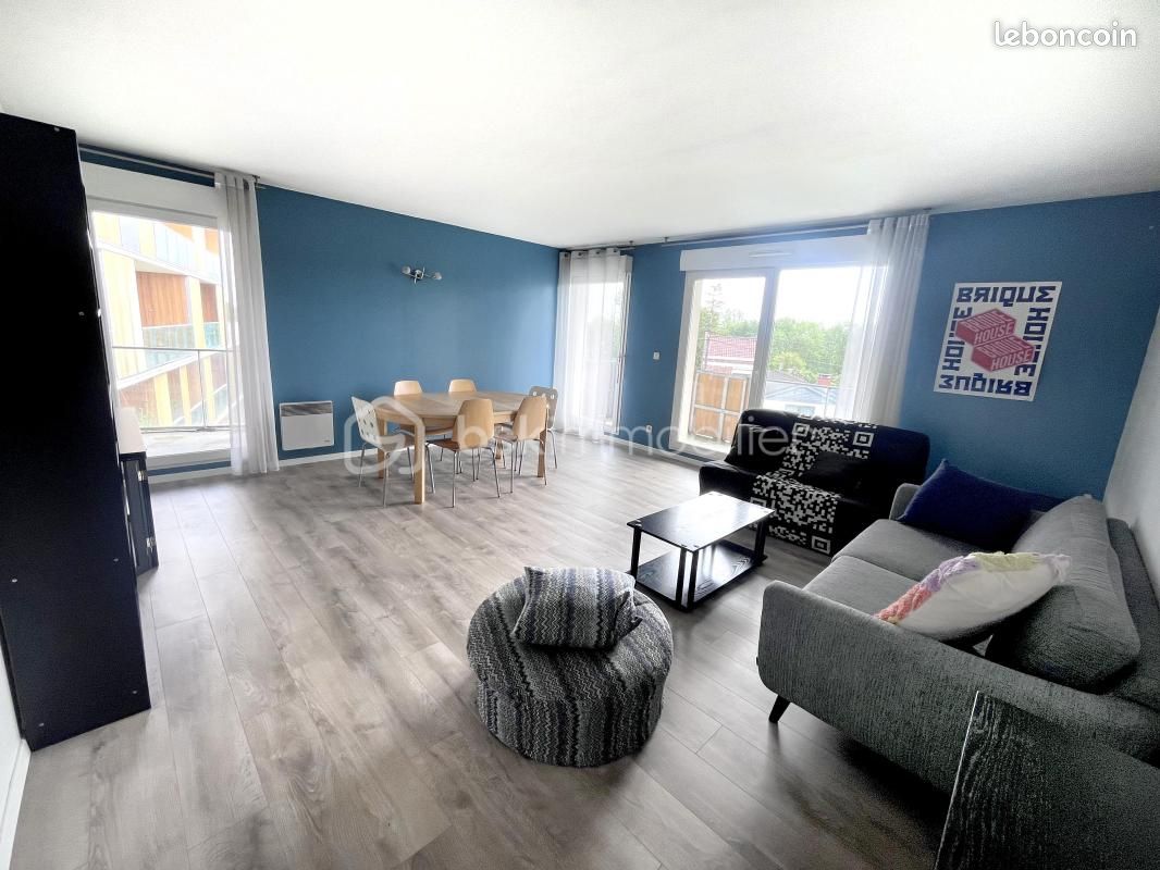 Appartement 4 pièces 87 m² · à Loos · 87 m² · 230 000 €