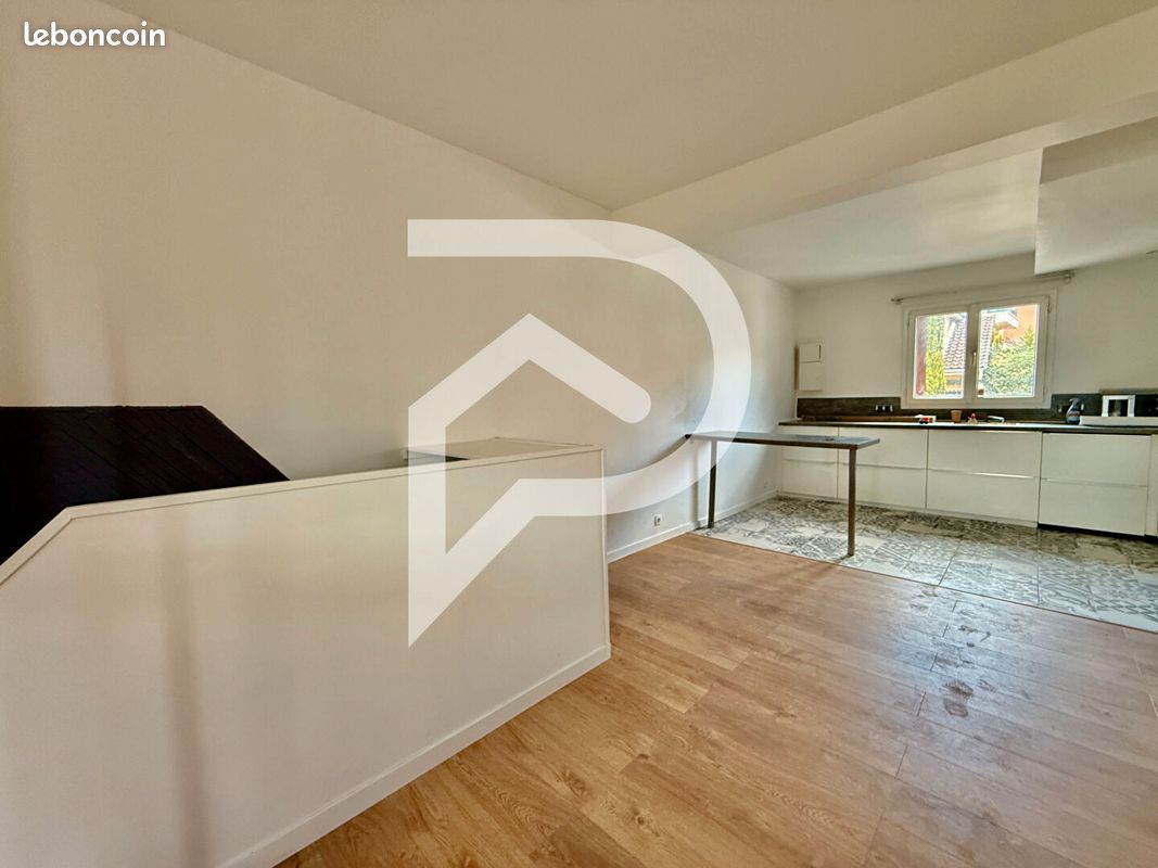 Appartement 3 pièces 52 m² · à Drancy · 52 m² · 140 000 €