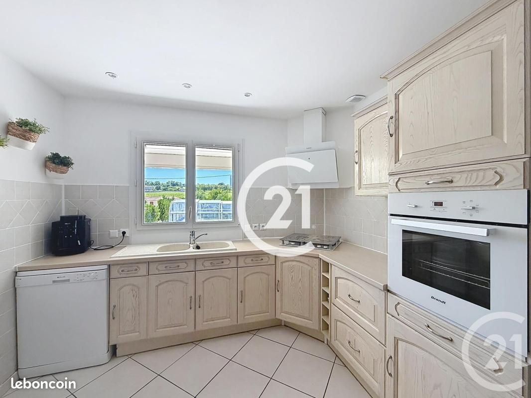Maison 5 pièces 141 m² (image 9)