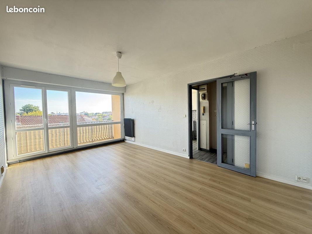 Appartement 2 pièces 45 m² · à Bordeaux · 45 m² · 180 000 €
