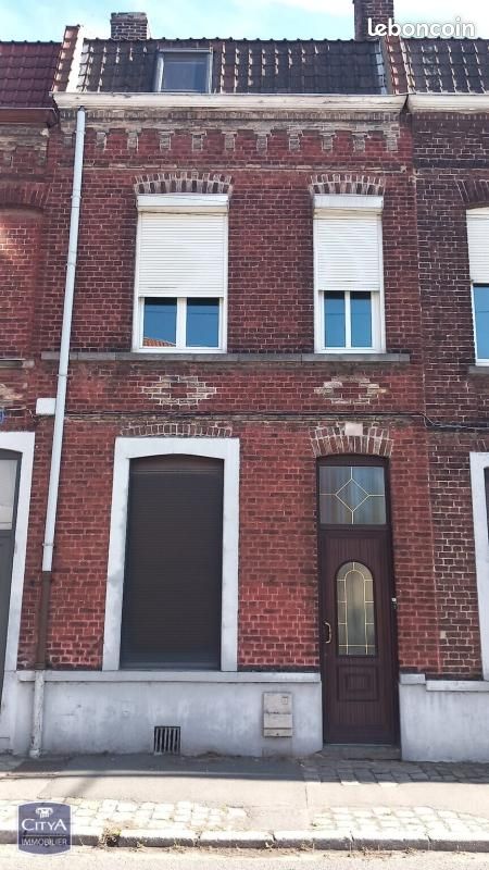 Maison 5 pièces 105 m² · à Roubaix · 105 m² · 88 000 €