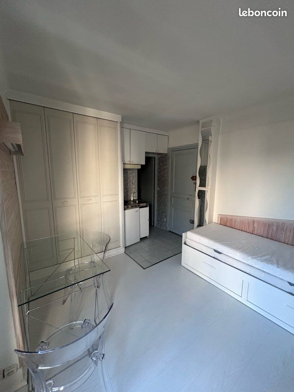 Appartement 1 pièce 14 m² · à Paris · 14 m² · 770 €/mois