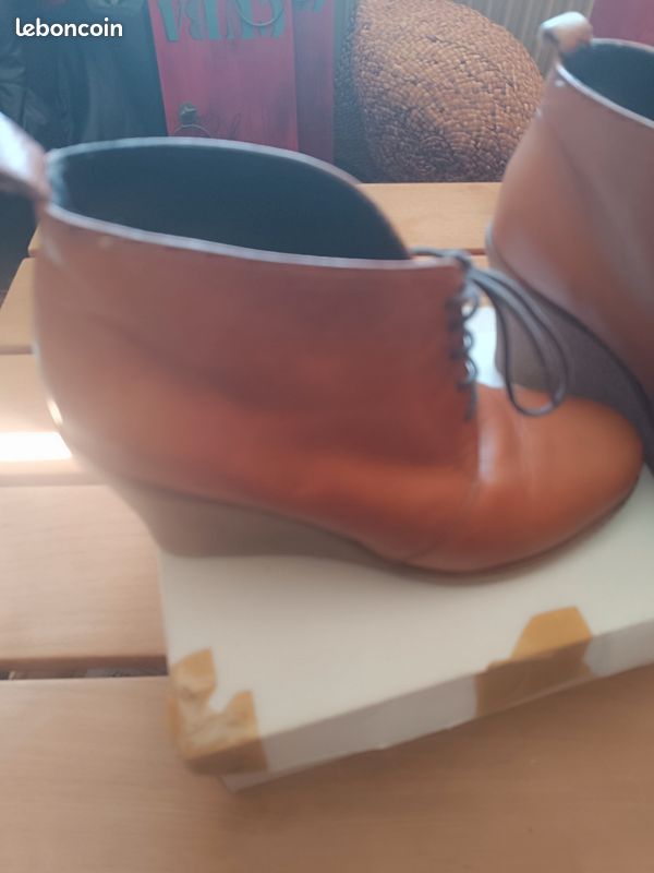 Bottines compensées en cuir Très bon état (image 3)