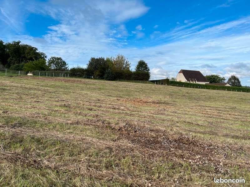 Terrain 3404 m² · à Castels et Bézenac · 76 249 €