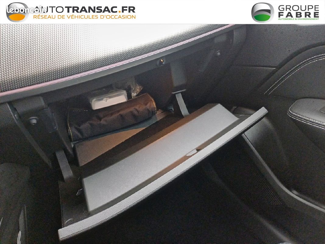 RENAULT Arkana E-Tech hybride 145 - 22 Techno (image 20)