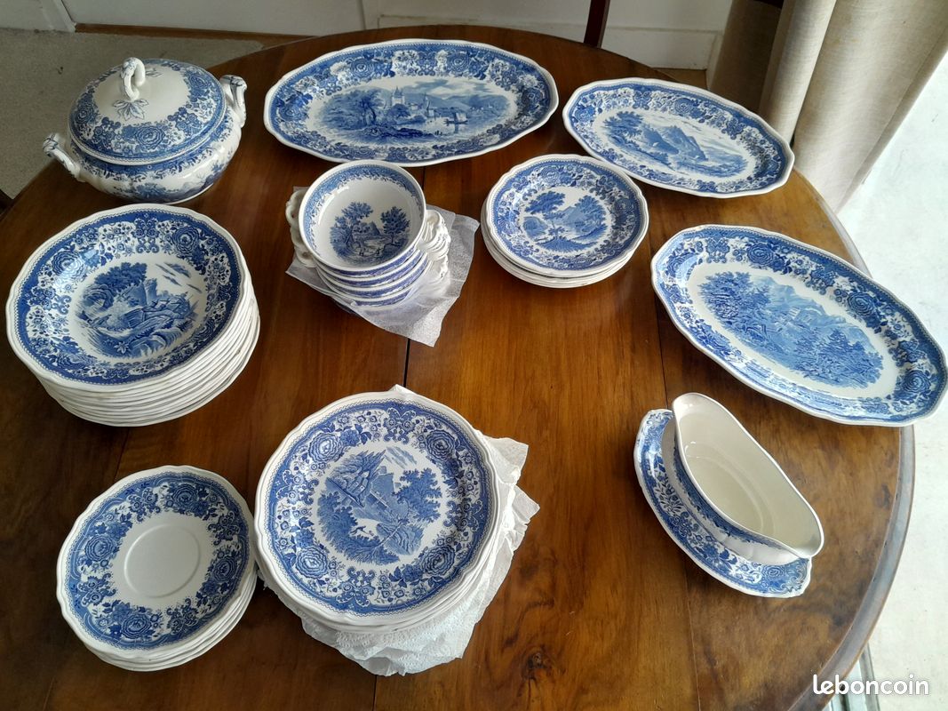 Service Villeroy et Boch 41 pieces Burgenland bleu (image 1)