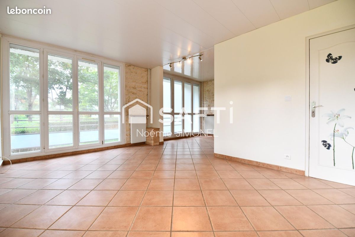 Appartement 4 pièces 82 m² · à Chilly-Mazarin · 82 m² · 199 000 €