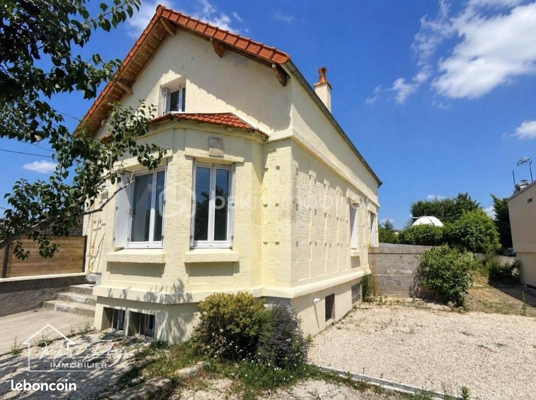 Maison 5 pièces 125 m² · à Cerny · 125 m² · 308 500 €