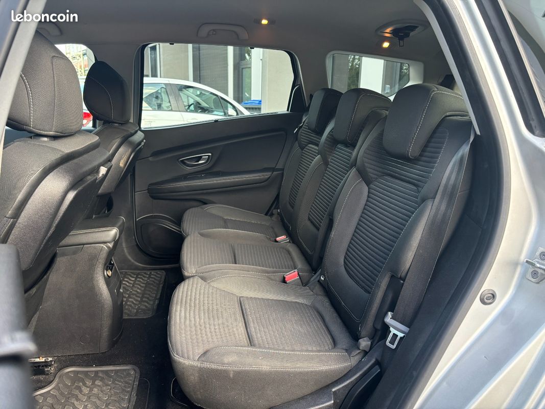 RENAULT GRAND SCENIC IV TCe 130 Energy Zen (image 14)