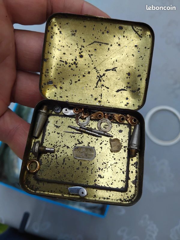 Axe De Balancier Neuf Pour Montre Ancienne Moeris 17 - Pièce Horlogerie RONDA