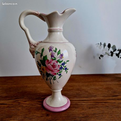 ANCIENNE GRANDE AIGUILLÈRE métal patine bronze Renaissance chimère