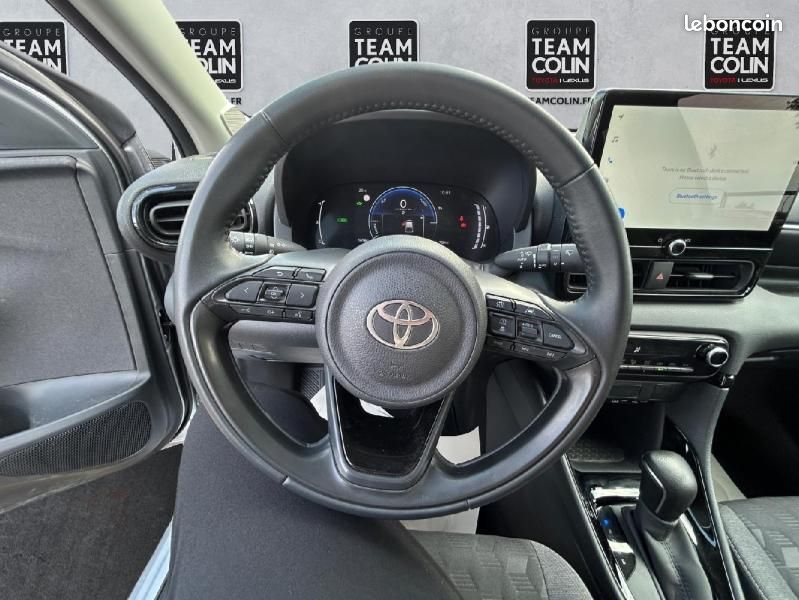 Toyota Yaris 116h Design 5p MC24 (image 12)