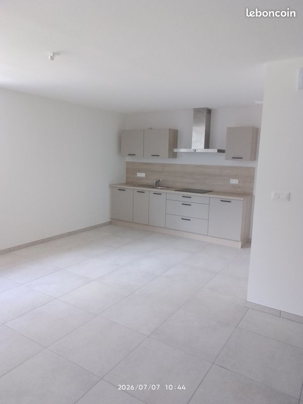 Appartement 2 pièces 79 m² · à Thaon-les-Vosges · 79 m² · 645 €