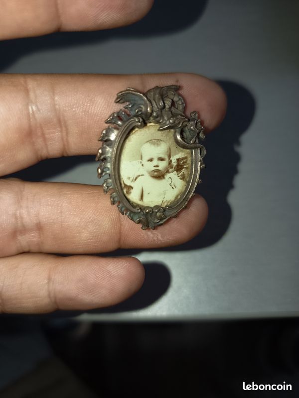 Ancienne Broche Porte-photo Vintage - Bijou De Grenier - Occasion