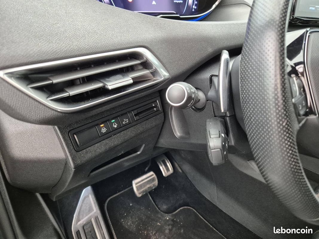 PEUGEOT 3008 BlueHDi 130ch S&S EAT8 GT (image 25)