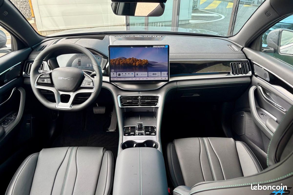 BYD Seal U 1,5 DM-I 218CH PHEV COMFORT (image 9)