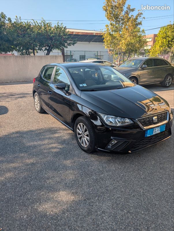 Vente Seat Ibiza Noire 4 cv 75 din 2018 / idéal jeune conducteur (image 2)